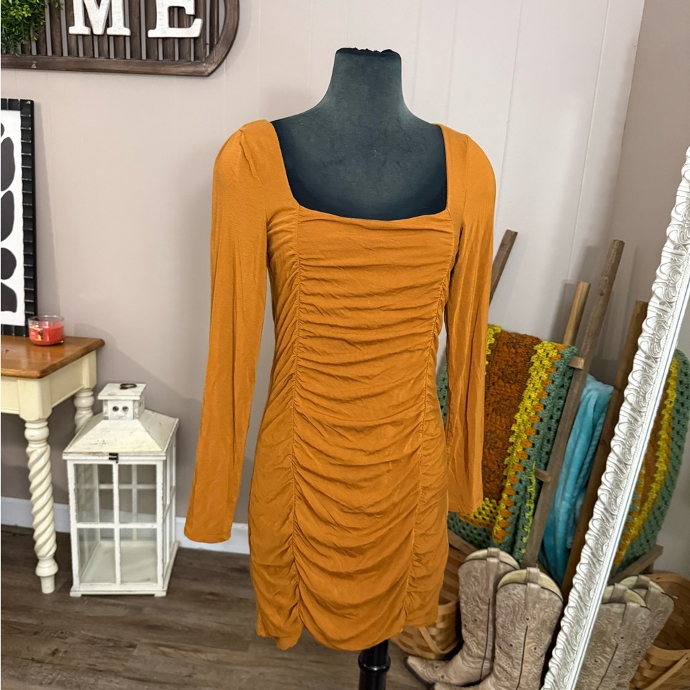 Wilfred Aritzia • Lydia Dress